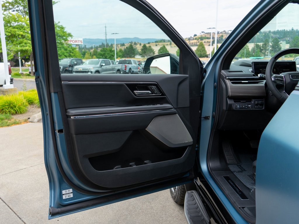 New 2025 GMC Sierra EV Denali image 17