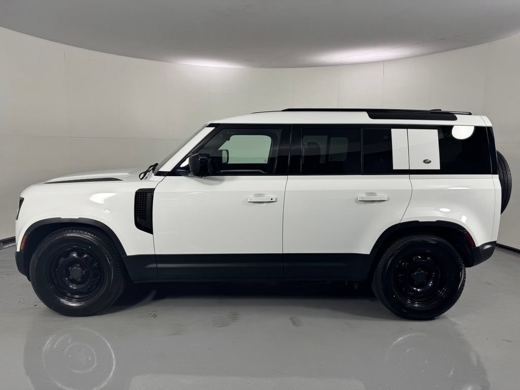 Used 2022 Land Rover Defender 110 AWD/4WD image 8