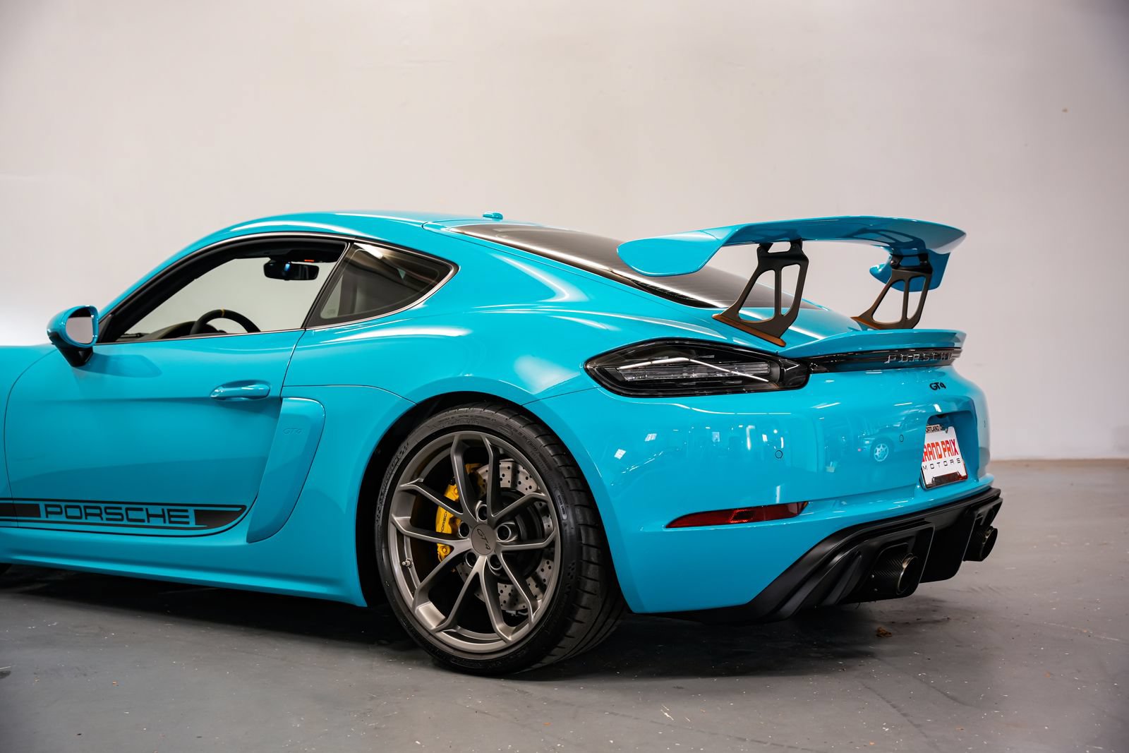 Used 2021 Porsche 718 Cayman GT4 RWD image 31