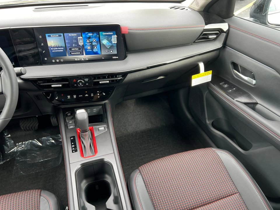 New 2026 Nissan Kicks SR w/ SR Premium Package image 32