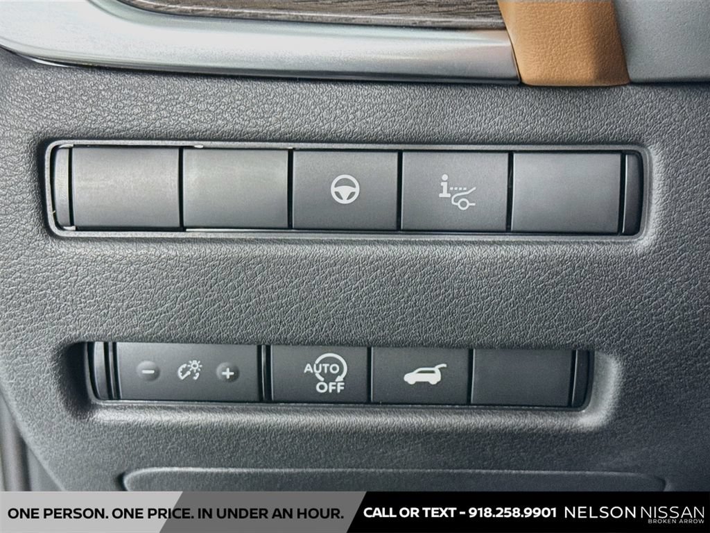 Certified 2026 Nissan Rogue Platinum w/ Platinum Premium Package AWD/4WD image 10