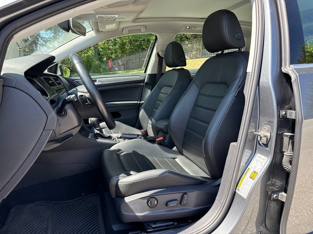 Used 2018 Volkswagen Golf Alltrack SE AWD/4WD image 11