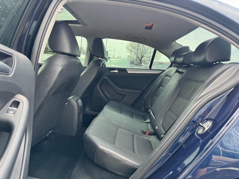 Used 2013 Volkswagen Jetta SE image 10
