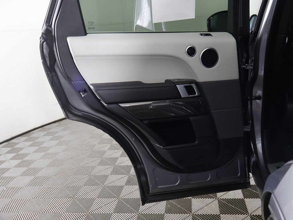 Used 2022 Land Rover Range Rover Sport SVR image 29