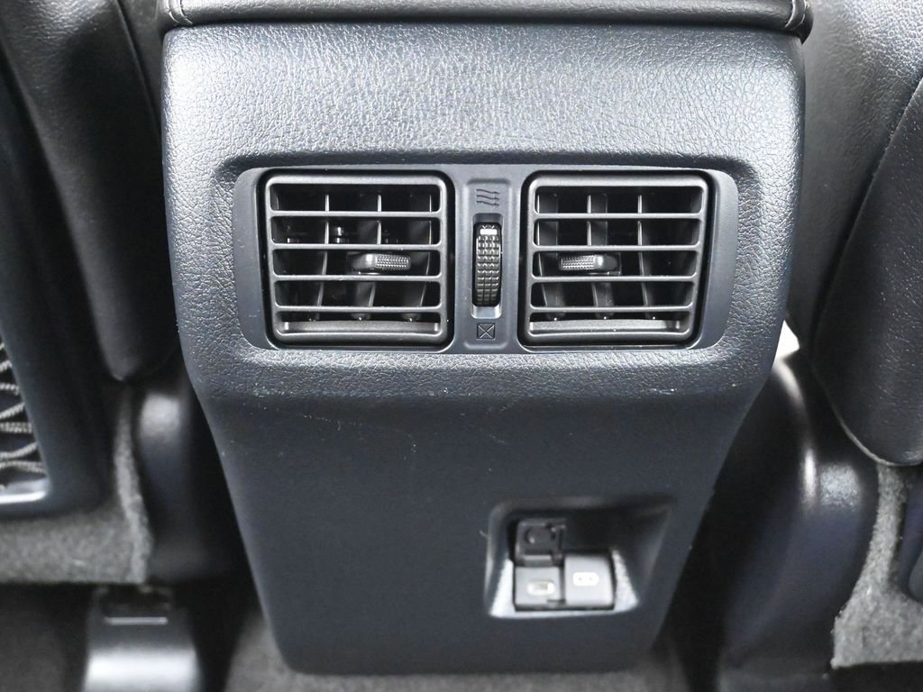 Used 2023 Toyota 4Runner Limited image 21