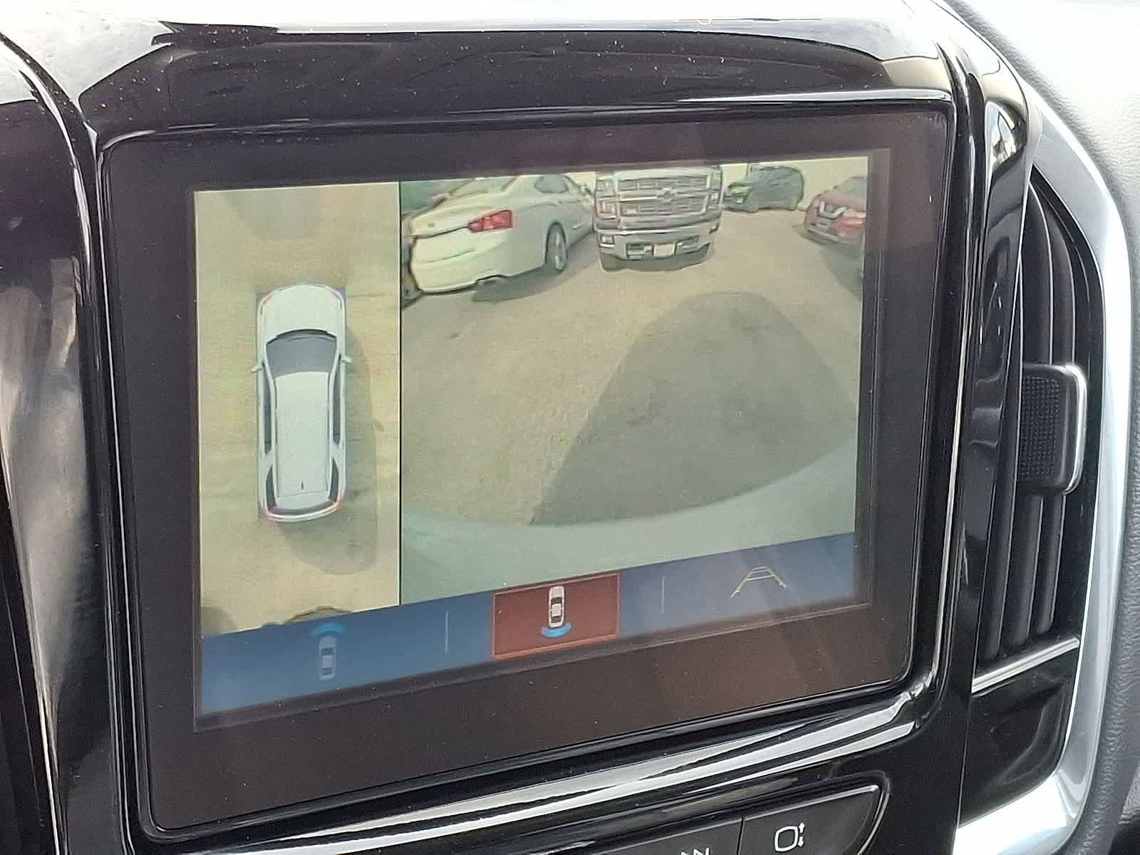 Used 2018 Chevrolet Traverse Premier image 21