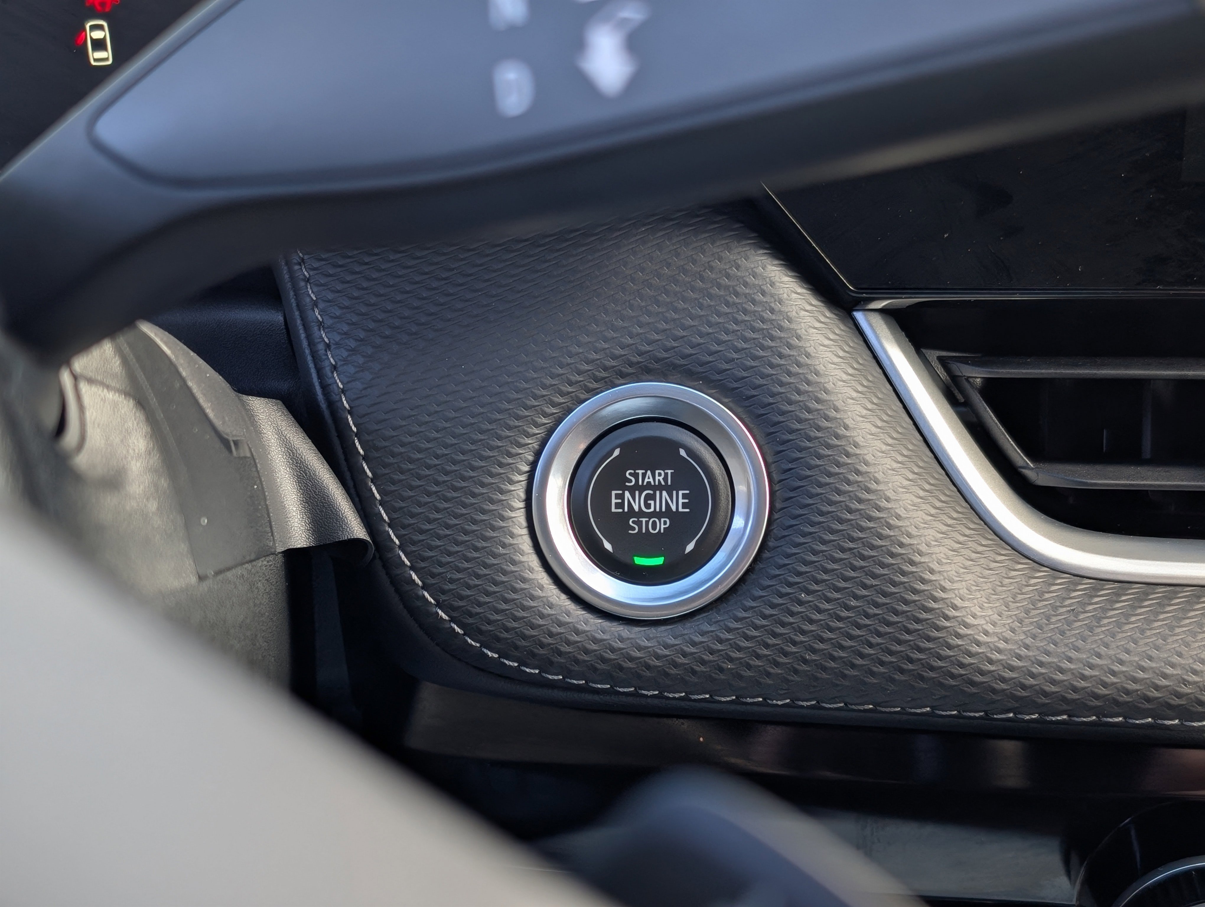 Used 2025 Chevrolet Equinox LT w/ Safety and Technology Package image 20