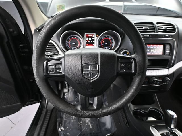Used 2019 Dodge Journey SE FWD image 22