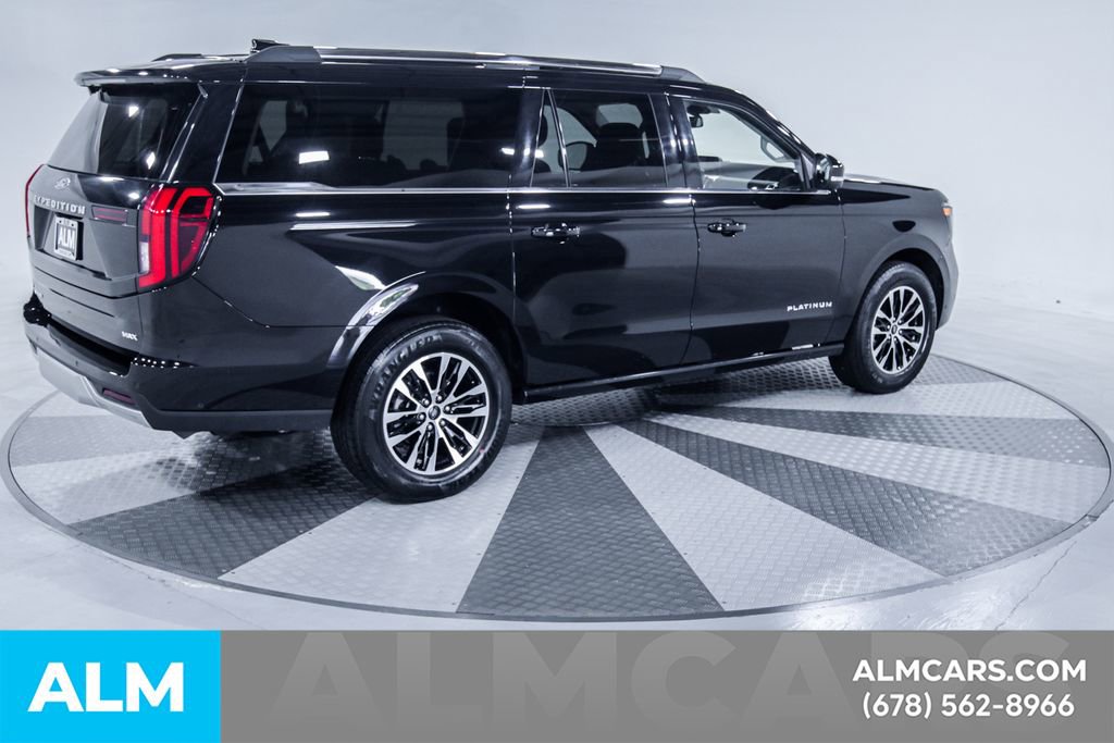 Used 2025 Ford Expedition Max Platinum AWD/4WD image 10
