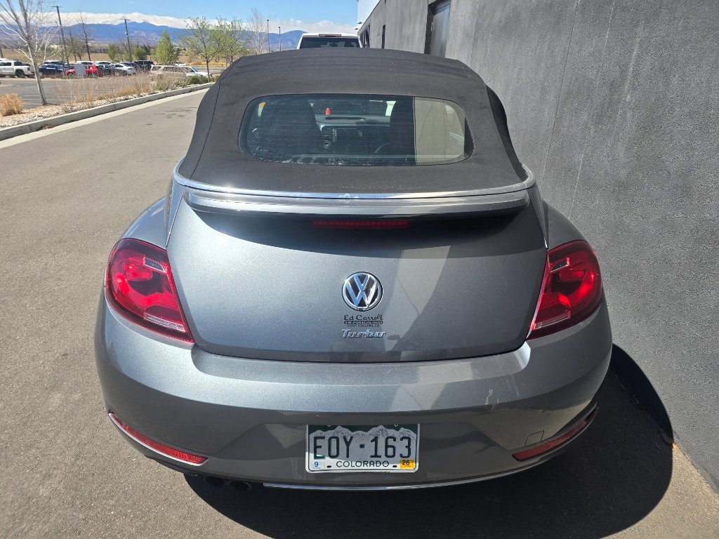 Used 2017 Volkswagen Beetle 1.8T Classic image 4