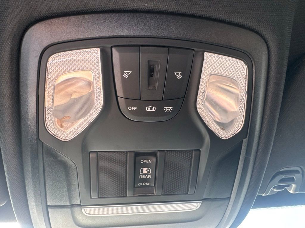 Used 2022 RAM 1500 Big Horn w/ Built-to-serve Edition image 12