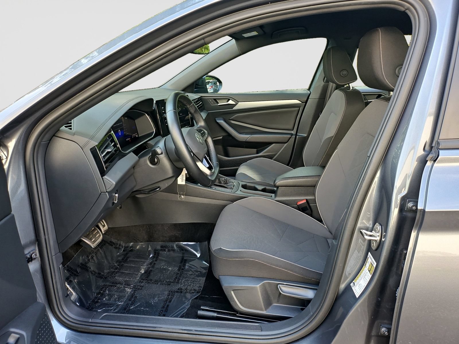 Used 2025 Volkswagen Jetta Sport FWD image 20