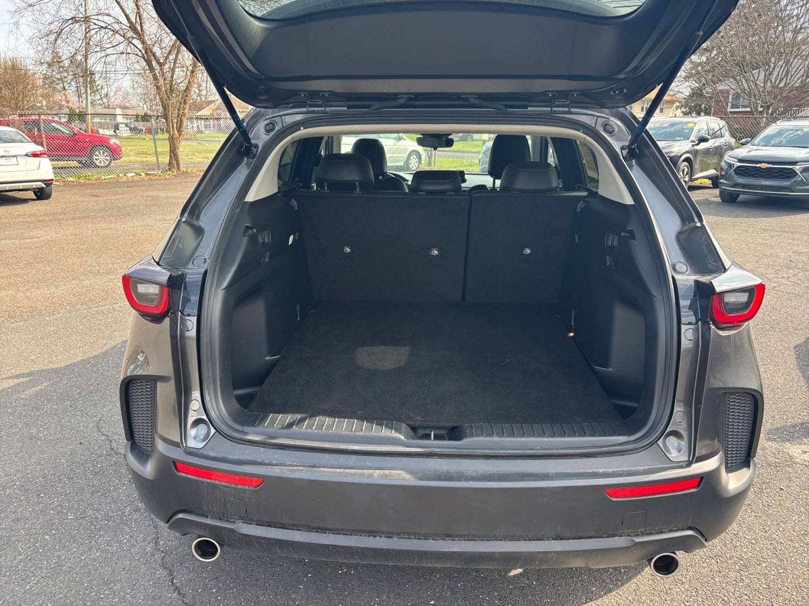 Used 2025 MAZDA CX-50 AWD 2.5 S w/ Select Package image 32