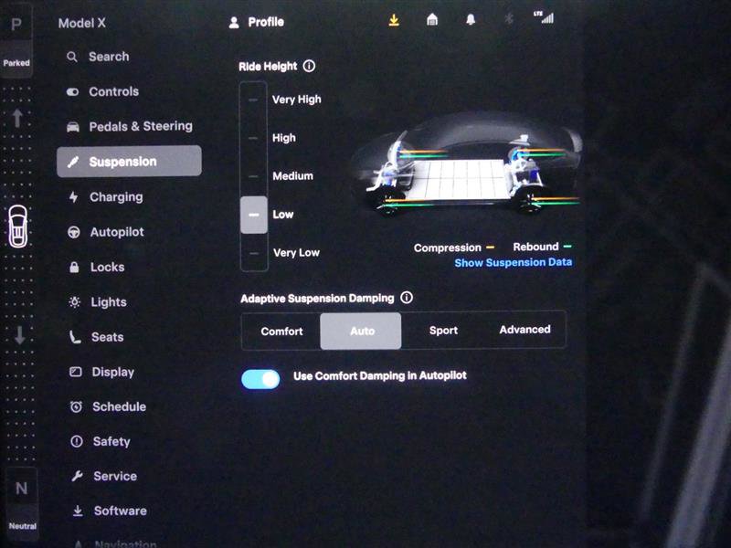 Used 2025 Tesla Model X image 15