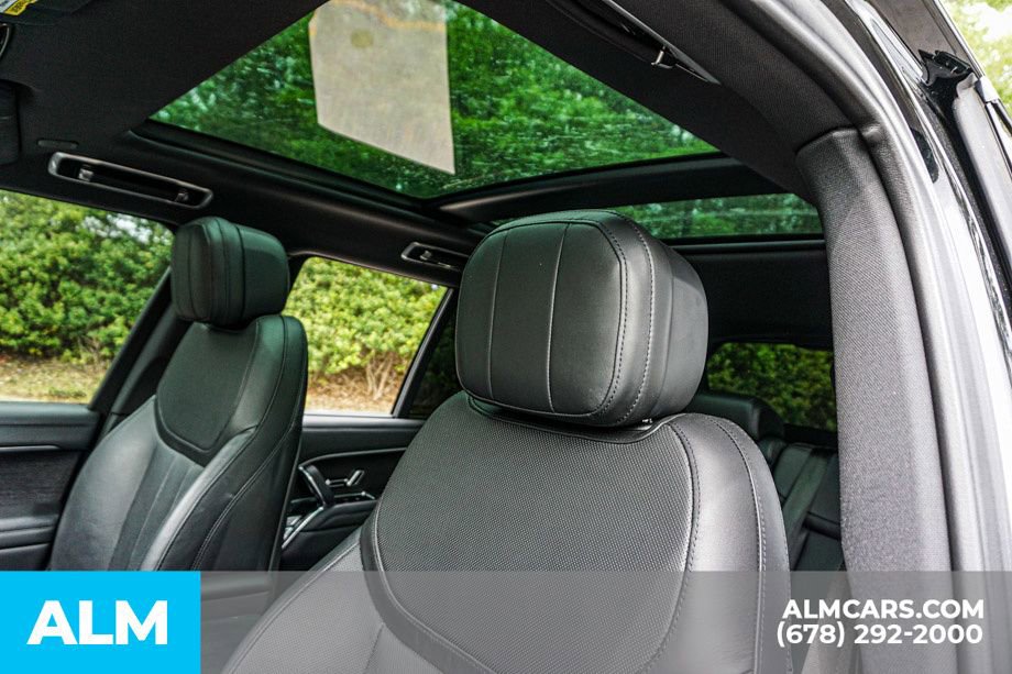Used 2023 Land Rover Range Rover SE image 18
