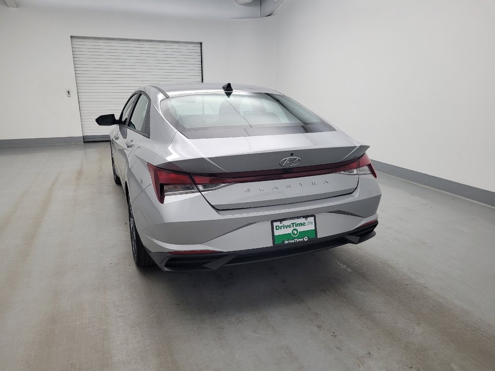 Used 2023 Hyundai Elantra SEL w/ Convenience Package FWD image 6