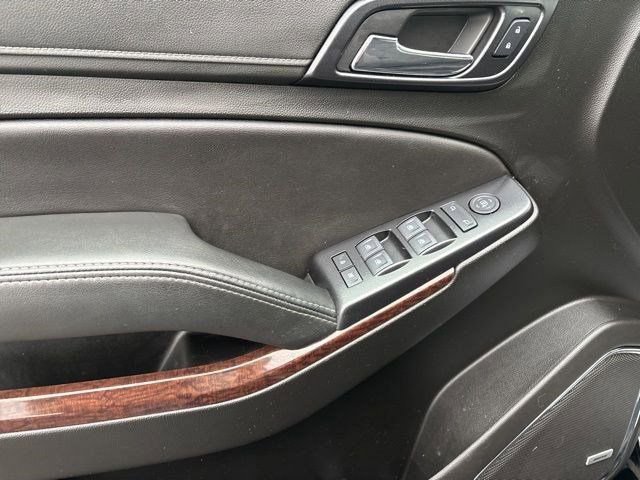 Used 2019 GMC Yukon SLE w/ SLE Value Package image 13