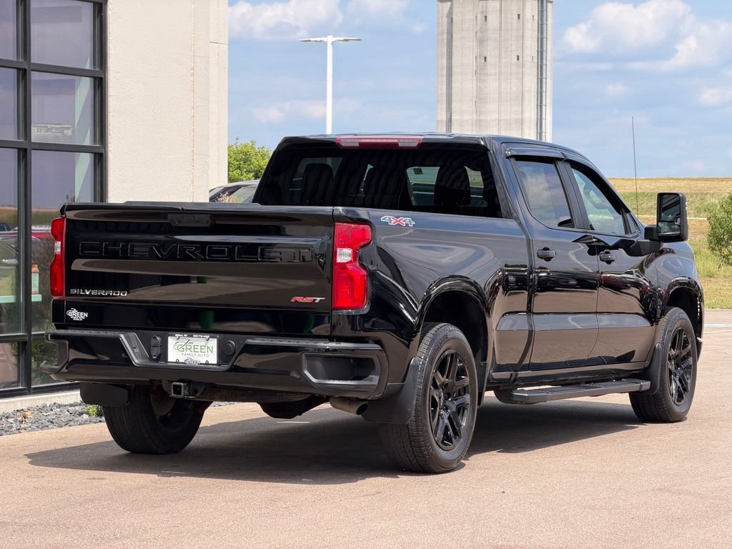 Used 2023 Chevrolet Silverado 1500 RST w/ Max Trailering Package AWD/4WD image 5