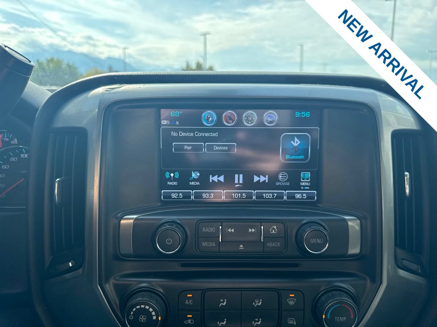 Used 2019 Chevrolet Silverado 1500 LT AWD/4WD image 24