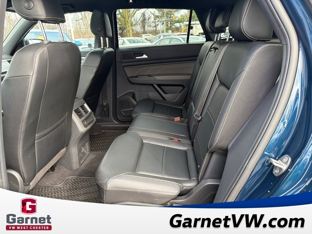 Certified 2023 Volkswagen Atlas Cross Sport SE w/ Panoramic Sunroof Package image 25