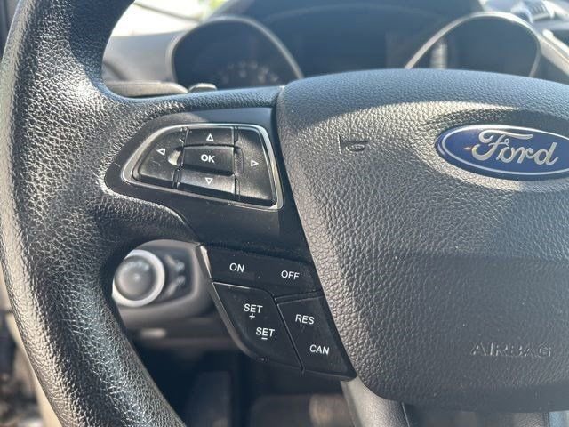 Used 2017 Ford Escape SE w/ Equipment Group 201A image 16