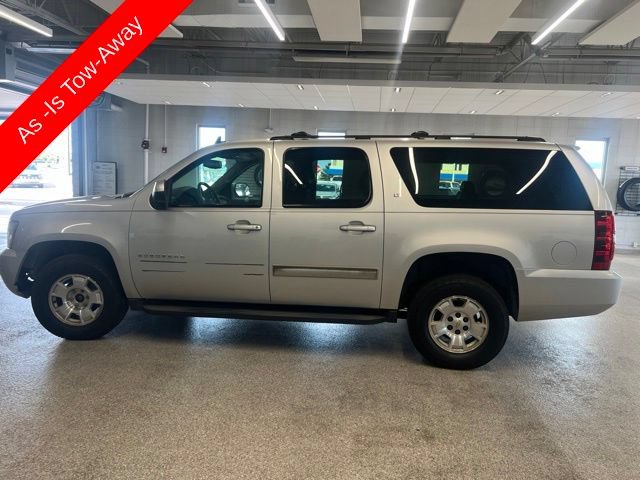 Used 2014 Chevrolet Suburban LT w/ Luxury Package AWD/4WD image 10