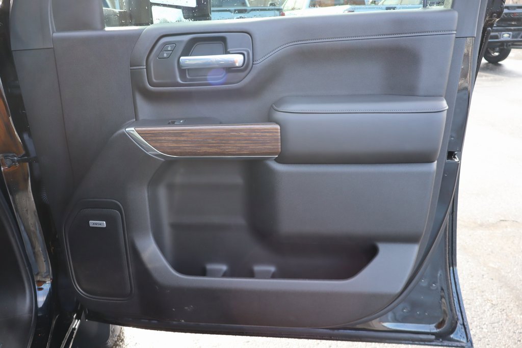 Used 2021 Chevrolet Silverado 2500 High Country w/ Z71 Off-Road Package image 31