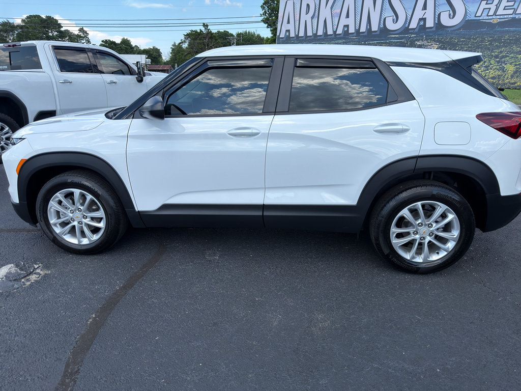 Used 2026 Chevrolet TrailBlazer LS FWD image 9