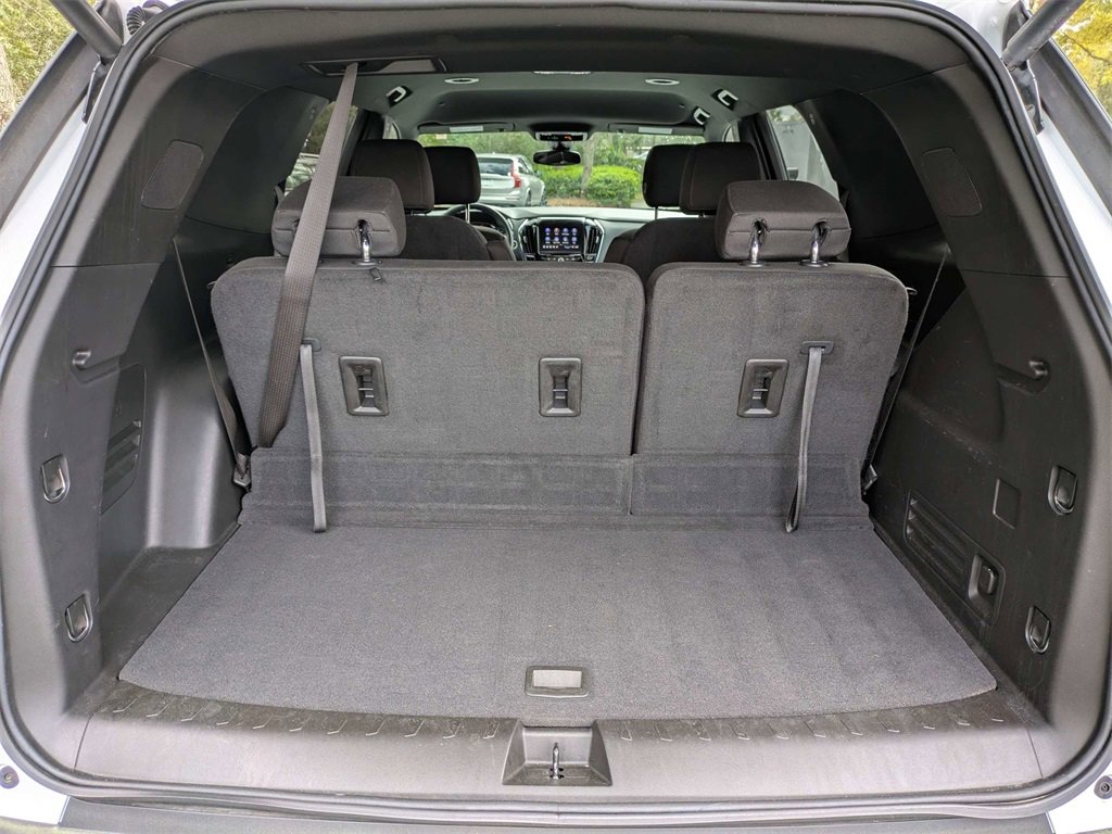 Used 2023 Chevrolet Traverse LT image 13