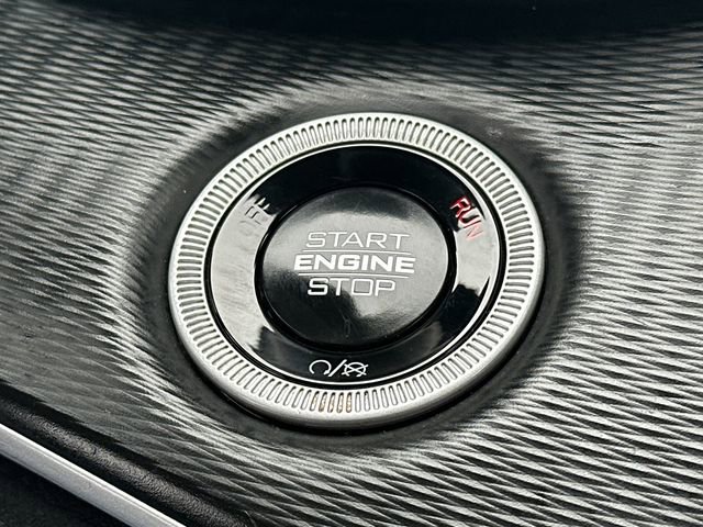 Used 2024 Jeep Grand Cherokee L Laredo image 36