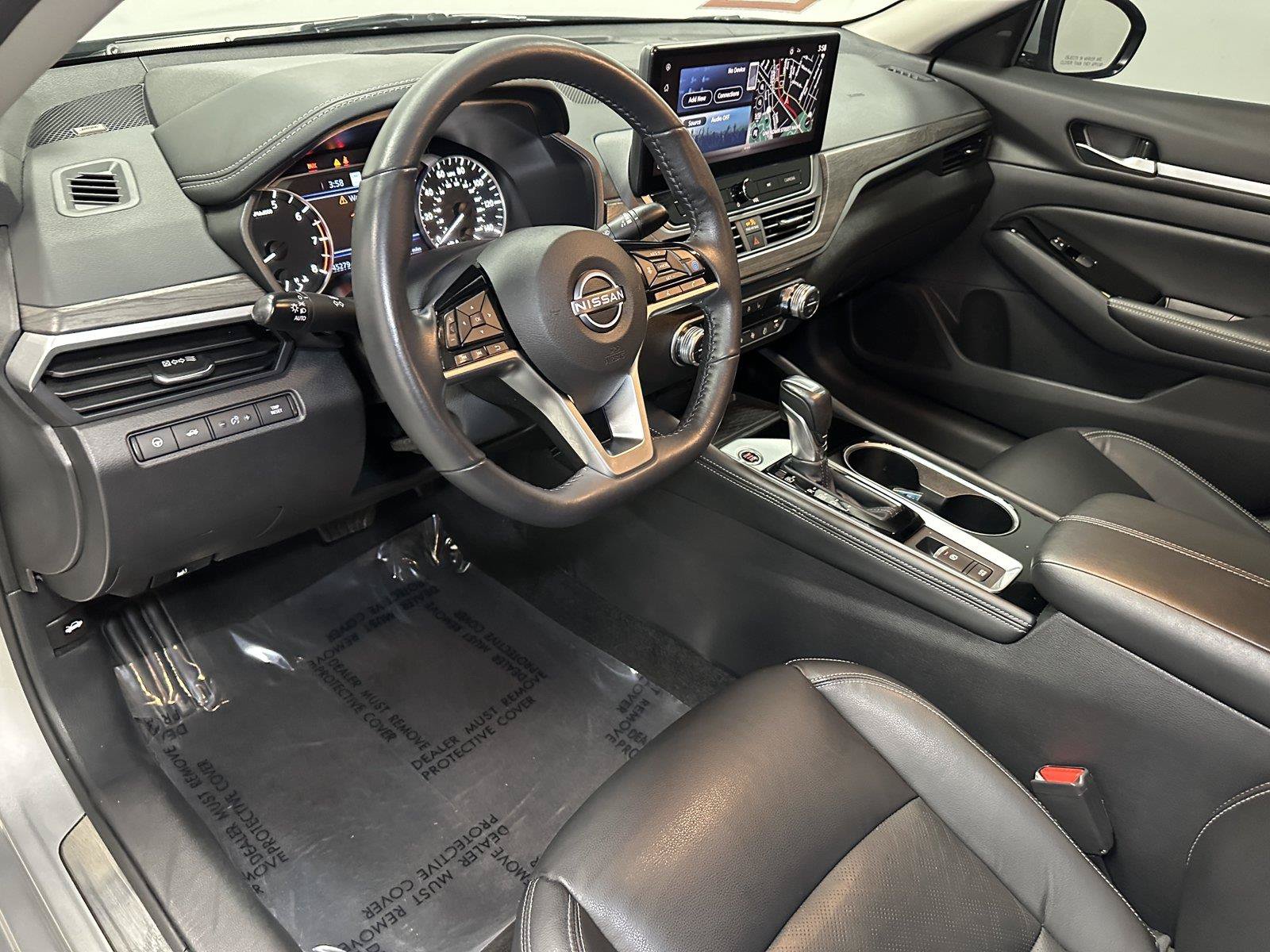 Used 2024 Nissan Altima 2.5 SL AWD/4WD image 25
