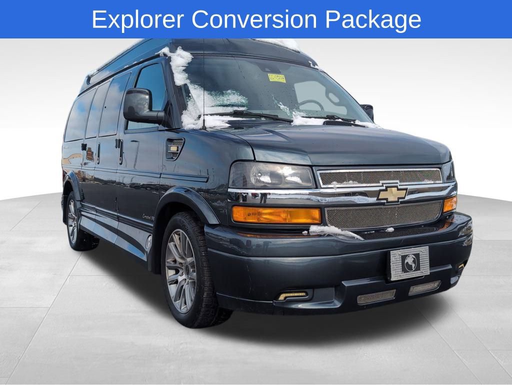 Used 2019 Chevrolet Express 2500 image 1