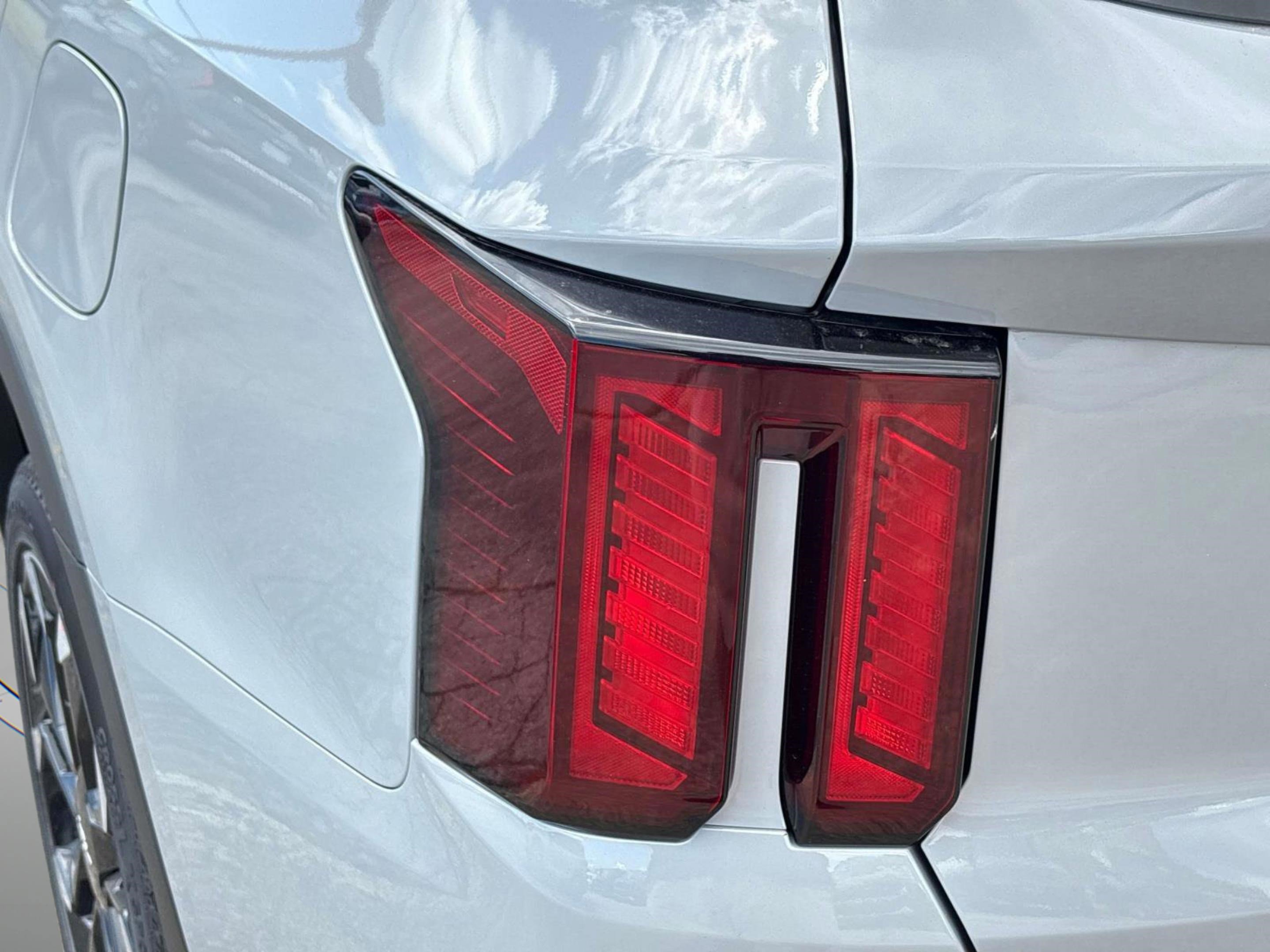 New 2025 Kia Sorento EX w/ Panoramic Sunroof Package image 10