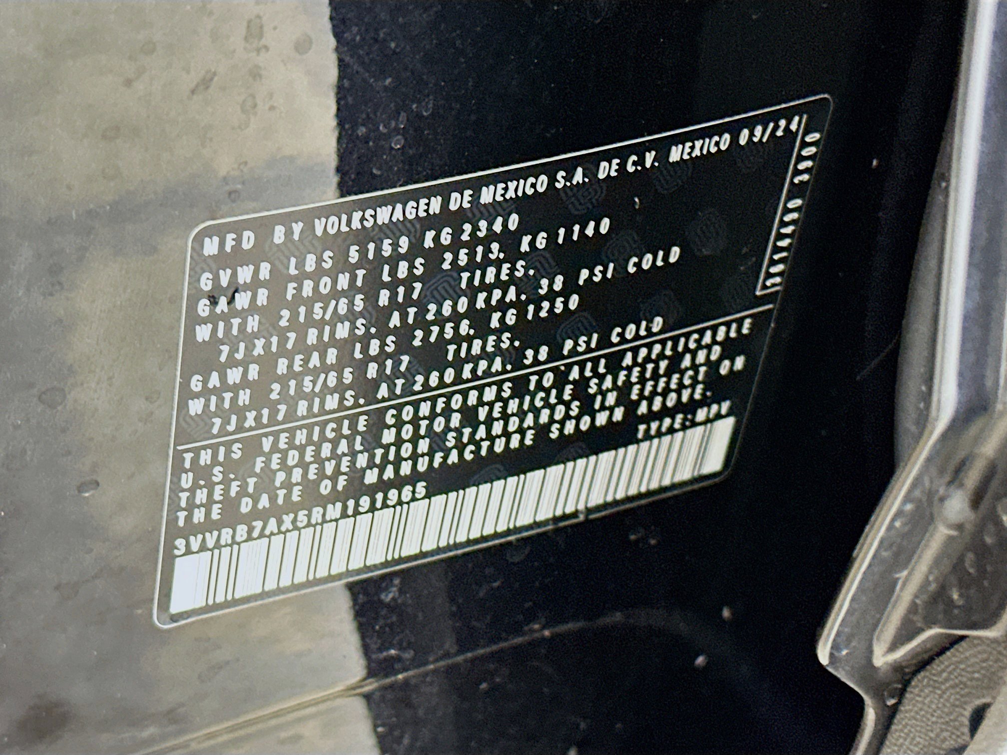 Used 2024 Volkswagen Tiguan S image 12