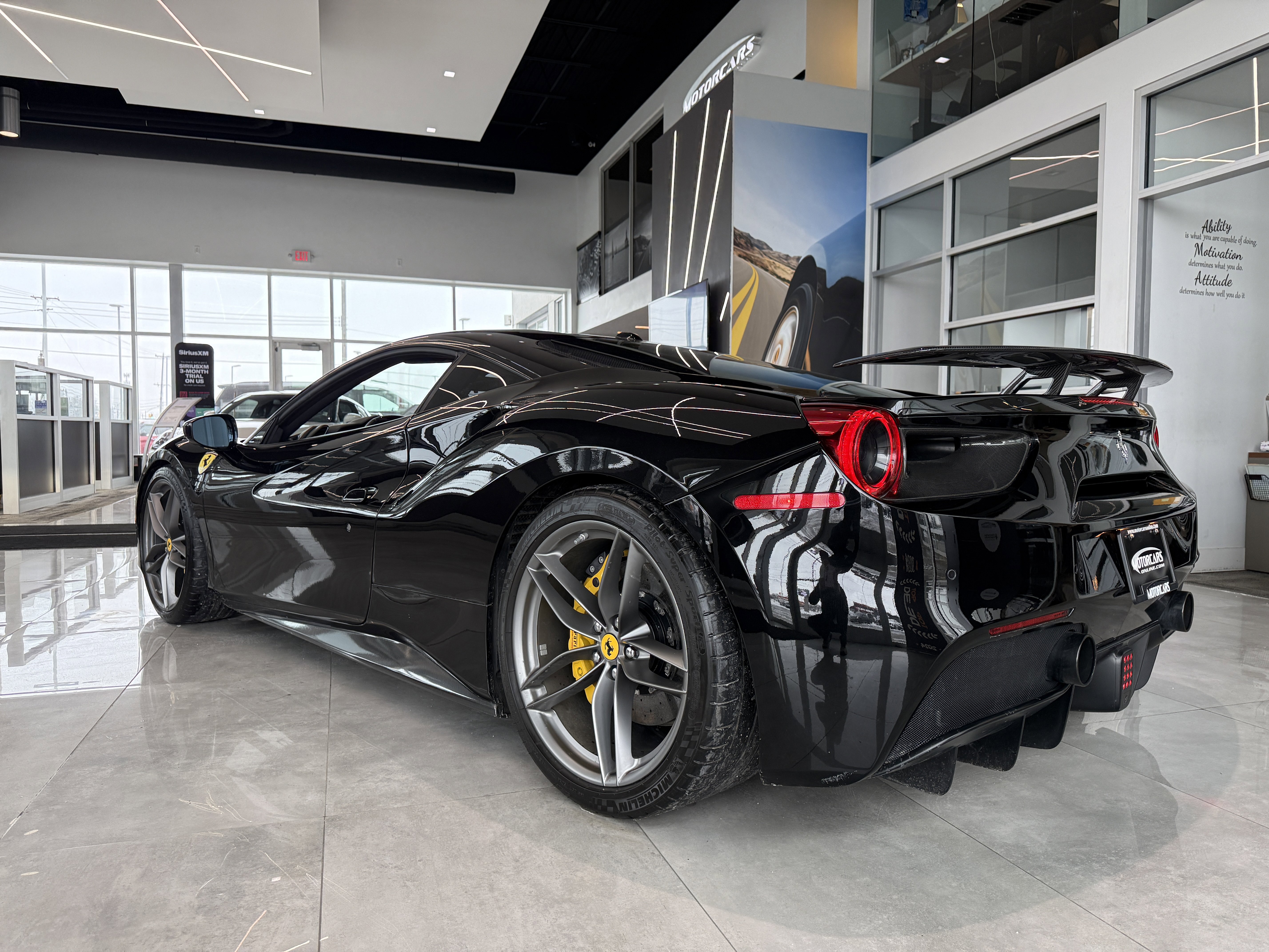 Used 2016 Ferrari 488 GTB image 4