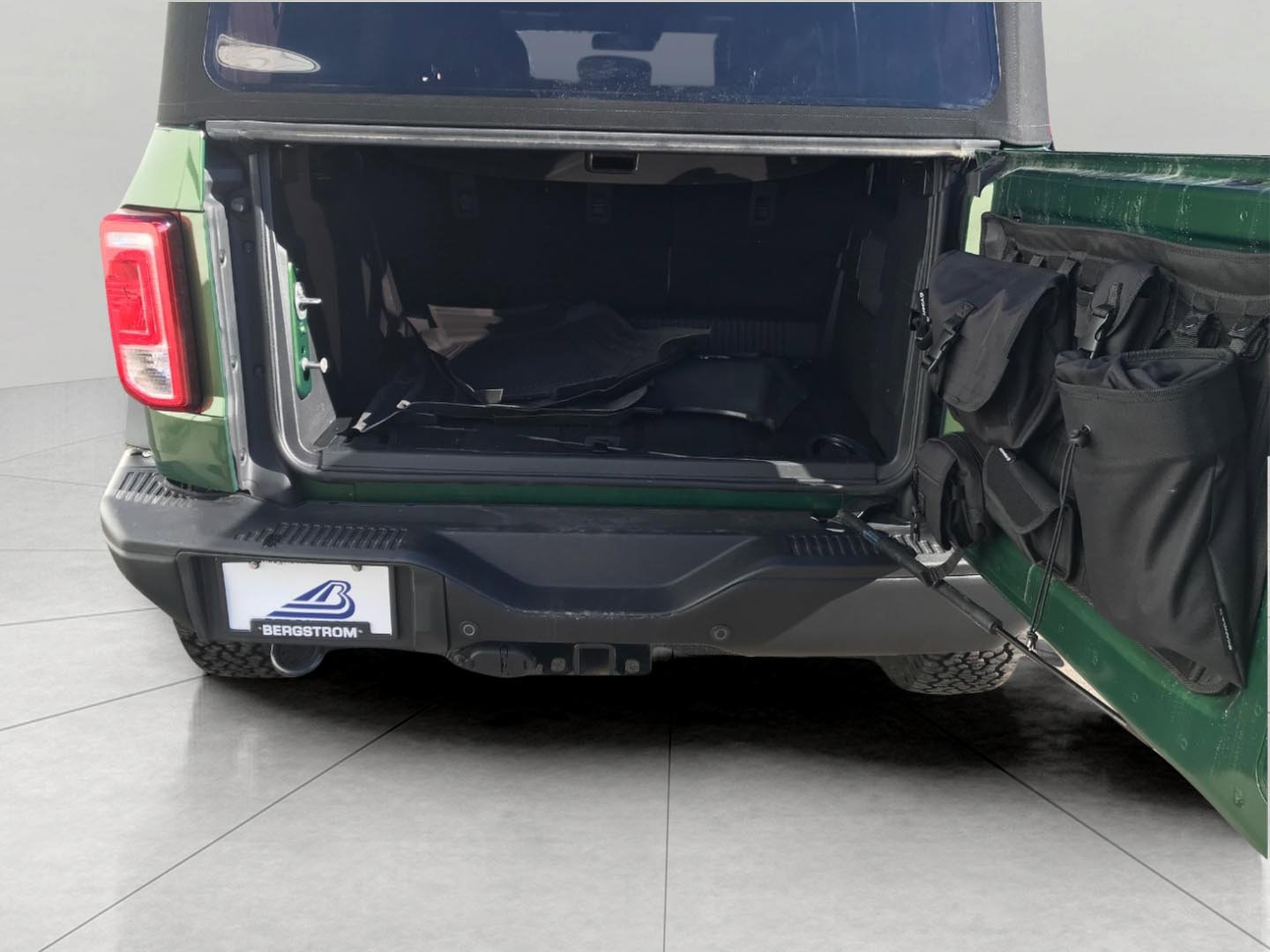 Used 2023 Ford Bronco Black Diamond image 22