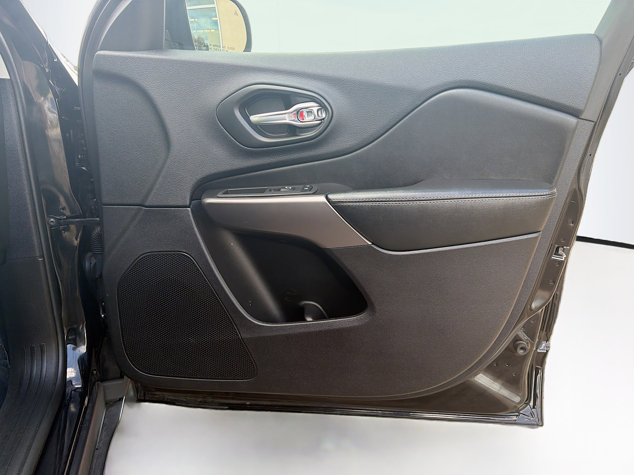 Used 2021 Jeep Cherokee Latitude Lux image 31