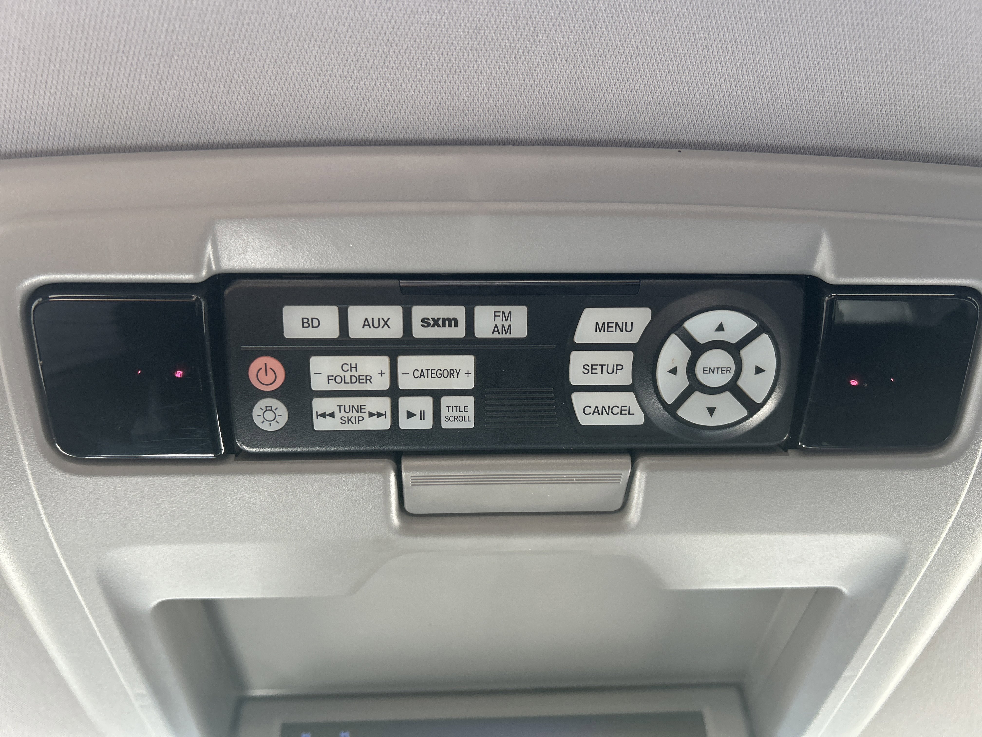 Used 2017 Honda Pilot Touring image 32