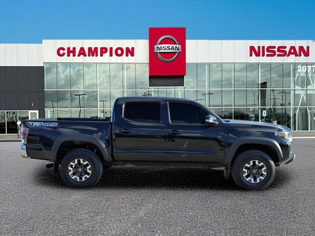 Used 2021 Toyota Tacoma TRD Off-Road image 8