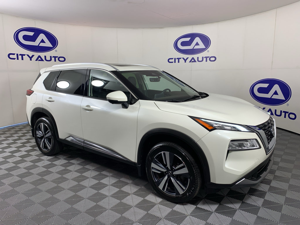 Used 2023 Nissan Rogue SL FWD image 1