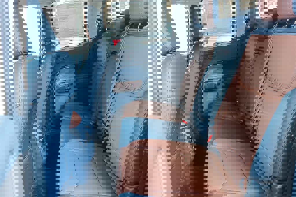 New 2024 Ford Maverick Lariat w/ 4K Tow Package image 17