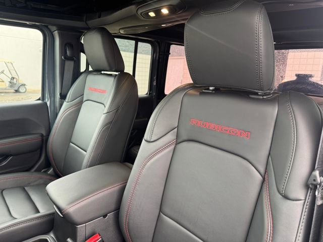 Used 2025 Jeep Wrangler Unlimited Rubicon w/ Steel Bumper Group image 15