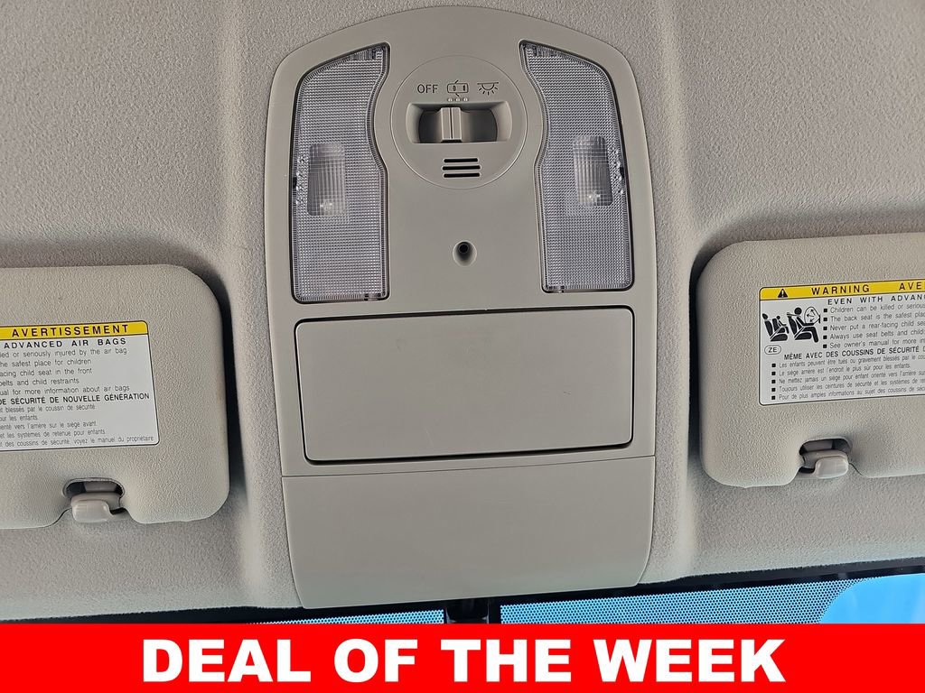 Used 2015 Toyota Prius Five image 30