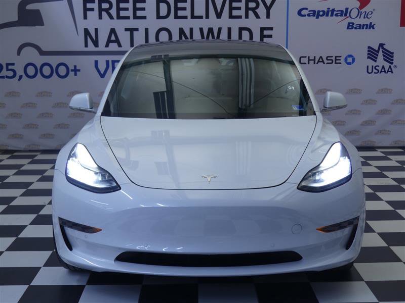 Used 2019 Tesla Model 3 Standard Range Plus image 2