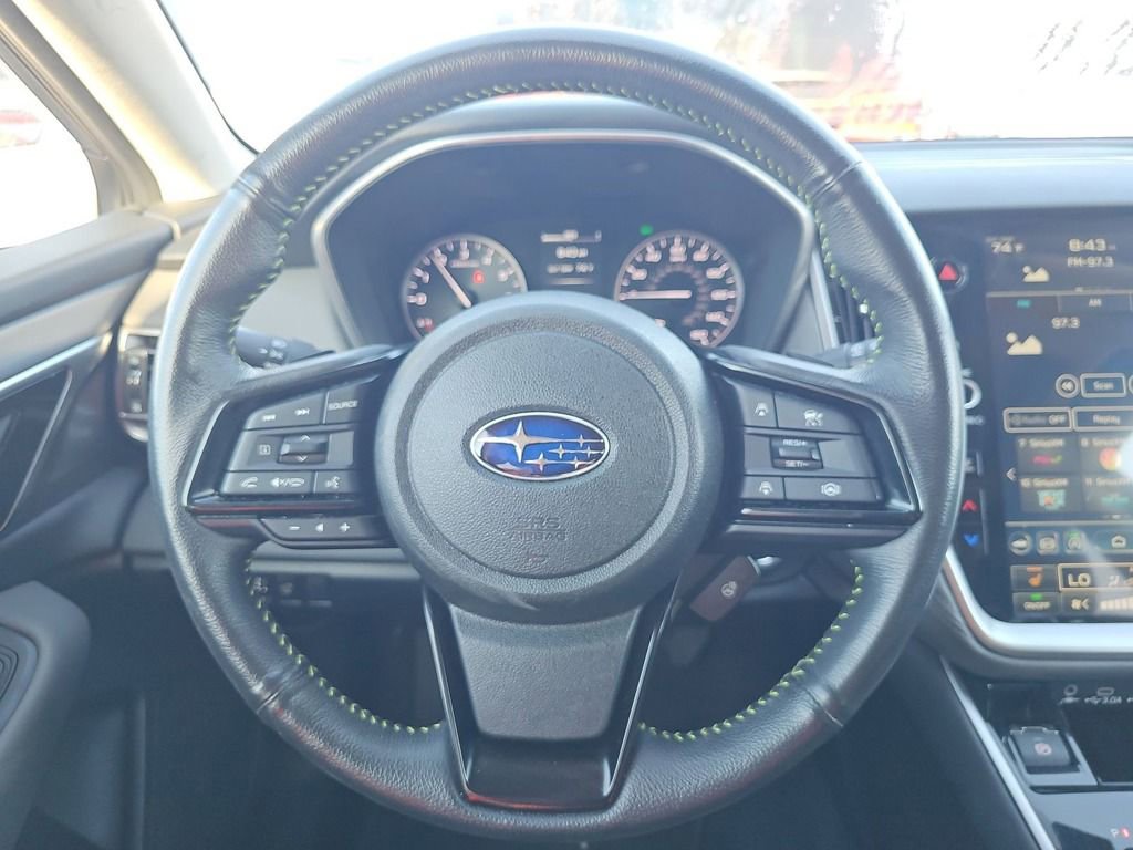 Used 2025 Subaru Outback Onyx Edition AWD/4WD image 9