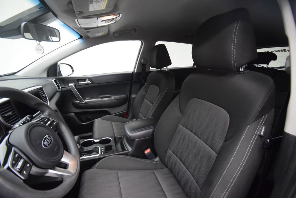 Used 2021 Kia Sportage LX AWD/4WD image 17