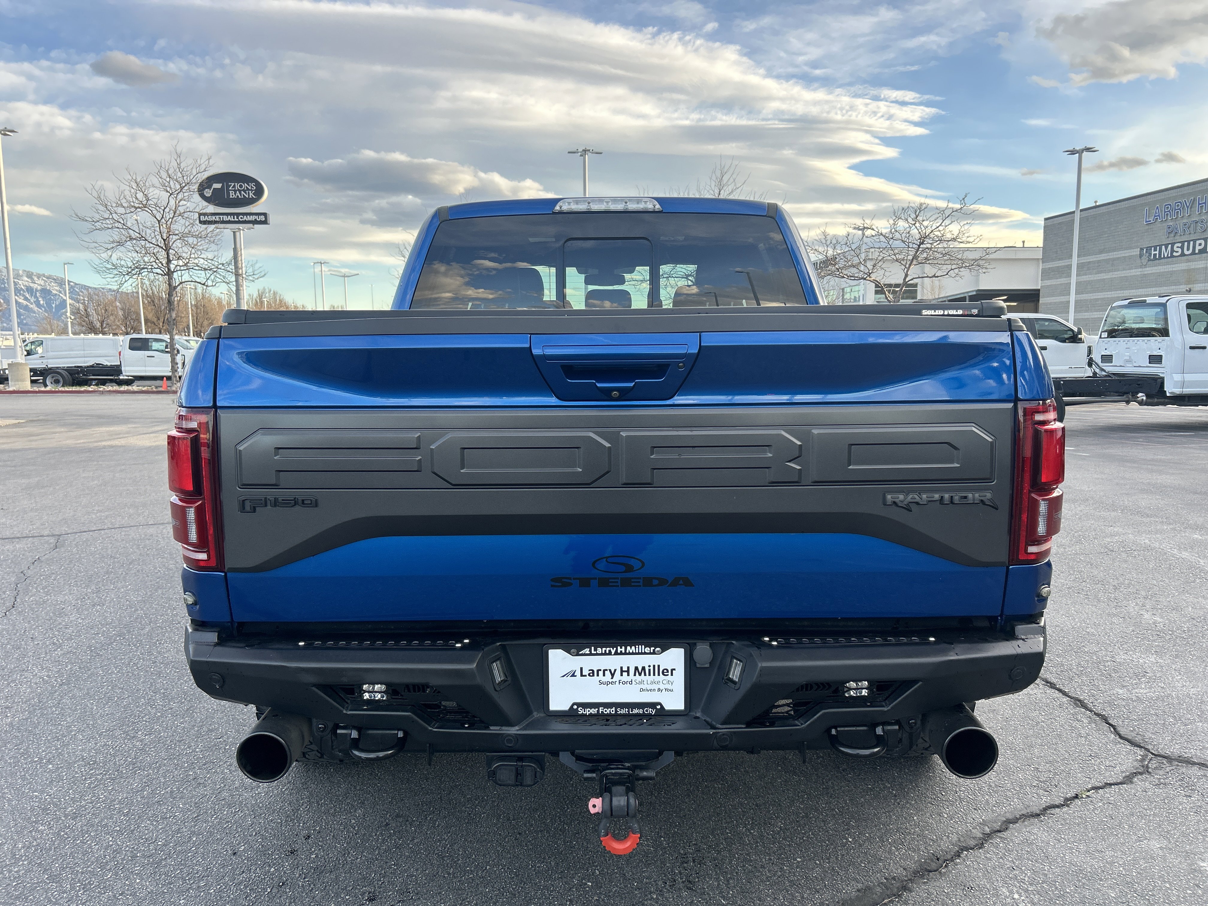 Used 2018 Ford F150 Raptor w/ Equipment Group 802A Luxury image 4