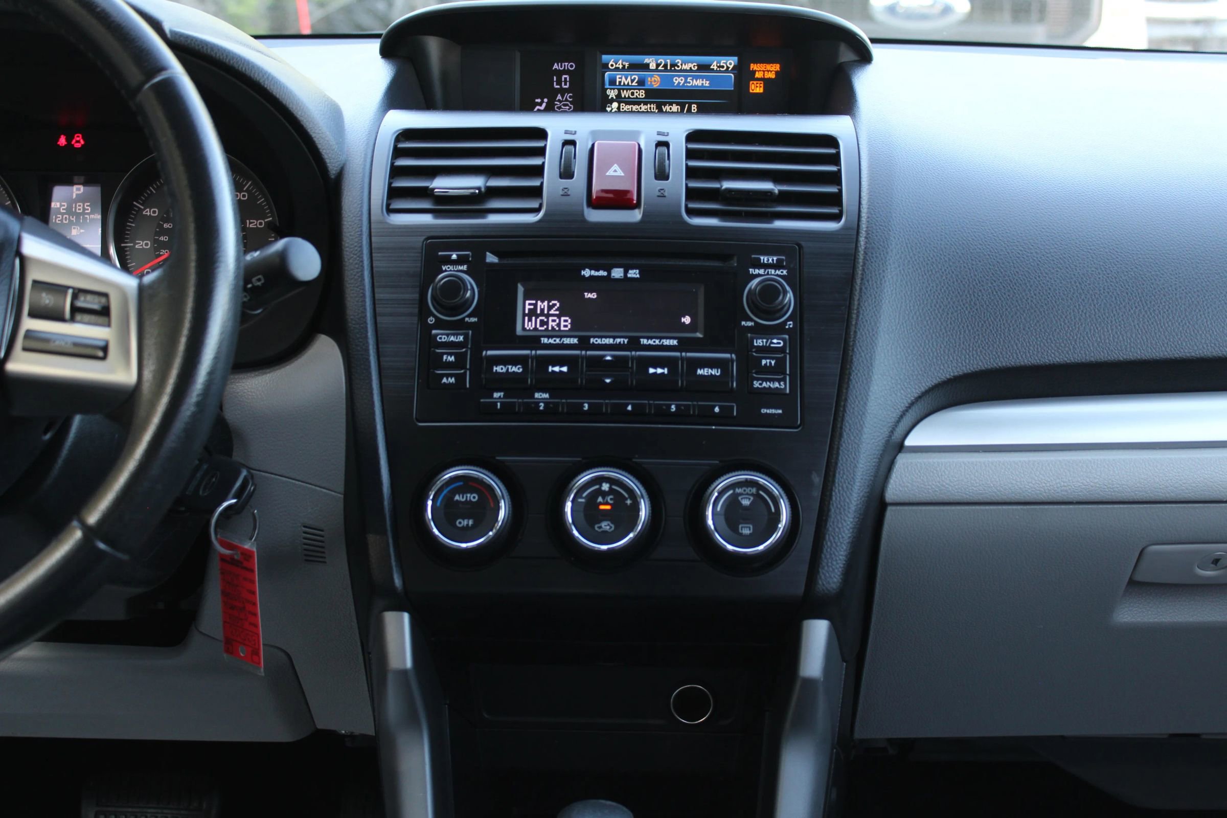 Used 2014 Subaru Forester 2.5i Limited image 21