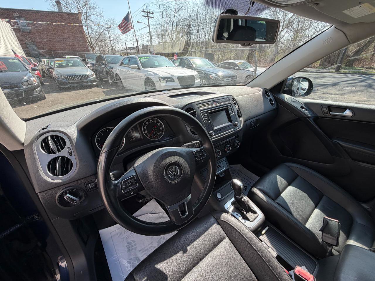 Used 2016 Volkswagen Tiguan S image 22