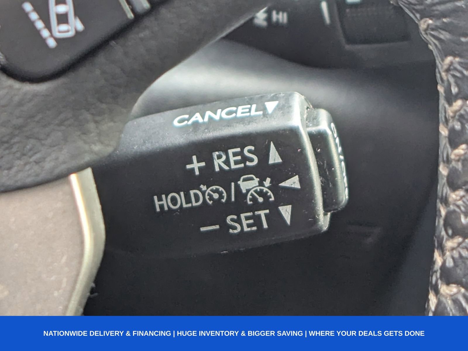 Used 2018 Lexus IS 300 F Sport w/ F Sport Package image 37